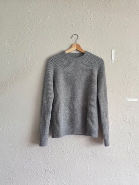 Quince Men's Cashmere Sweter